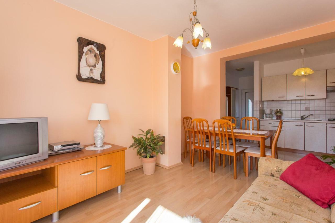Apartments Bonifacic ปูนัต ภายนอก รูปภาพ