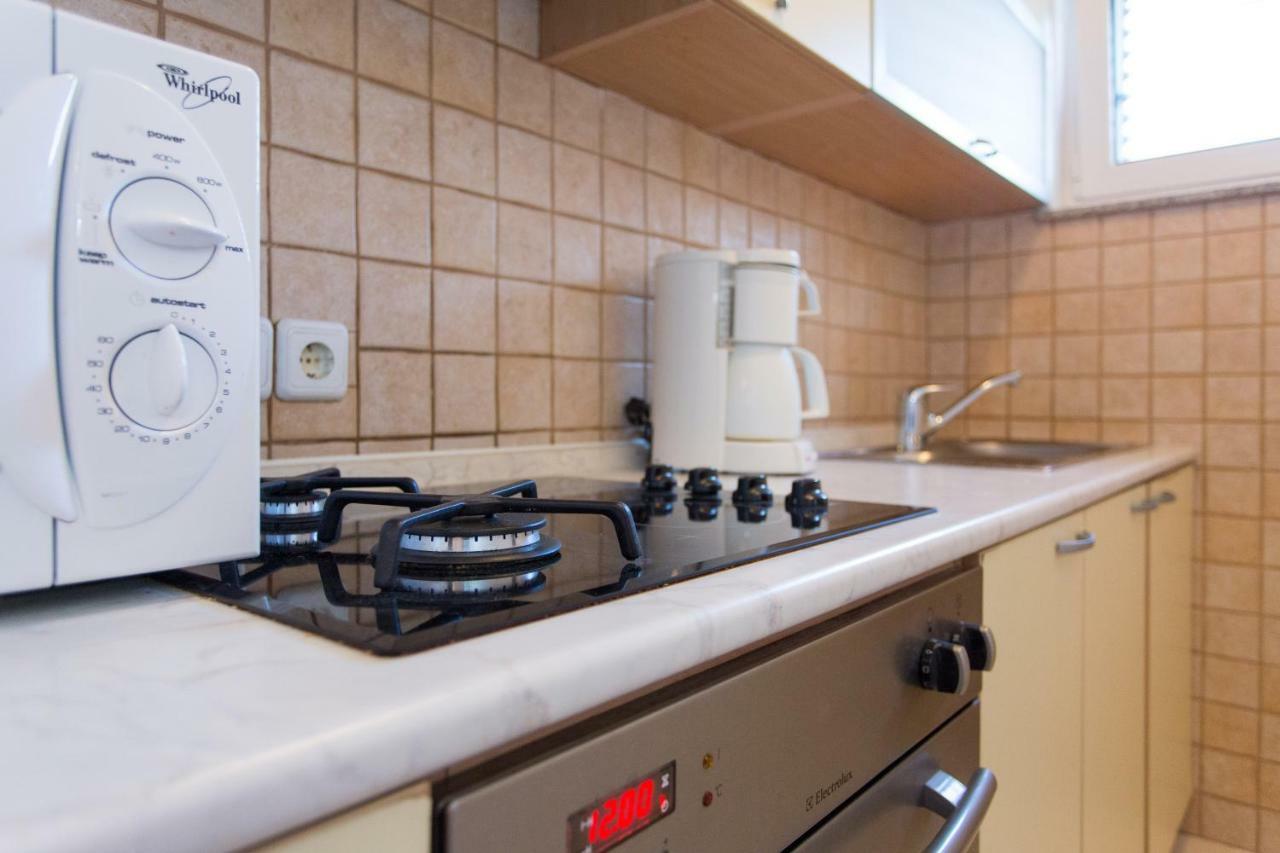 Apartments Bonifacic ปูนัต ภายนอก รูปภาพ